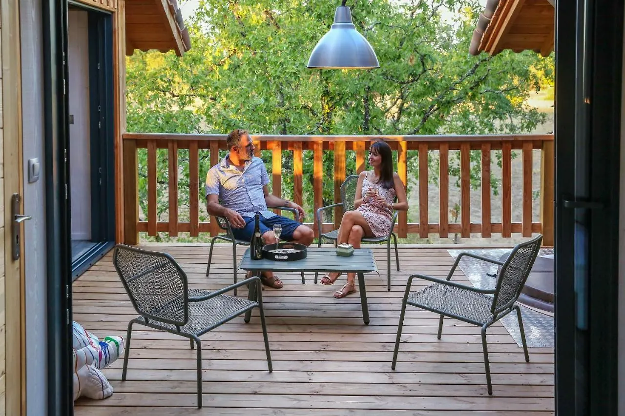 La Canopee Cahuzac-sur-Vere 0*,  France